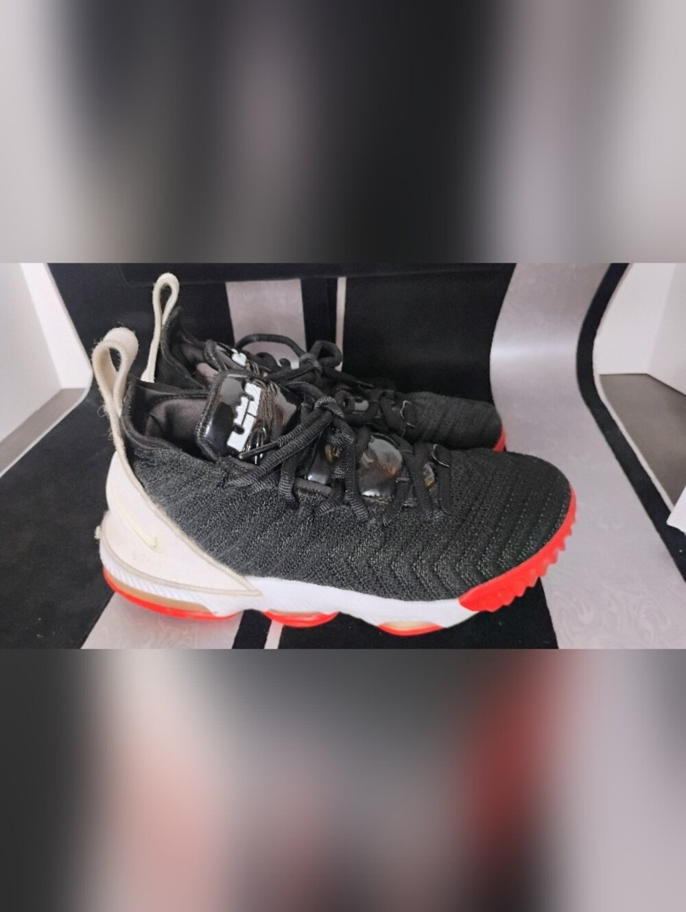 Nike LeBron 16 Bred Boys Size 7Y Black White Athletic Basketball Shoes Sneakers